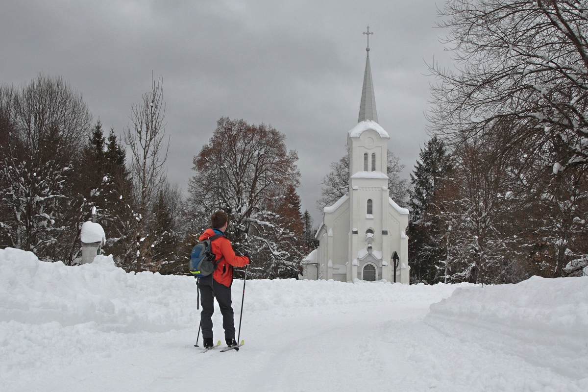 bezkotip-de-luxe-okolo-nadrze-nova-bystrica