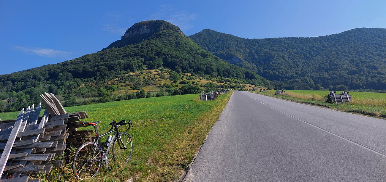 ...aj_hore_na_masív_Strážova.