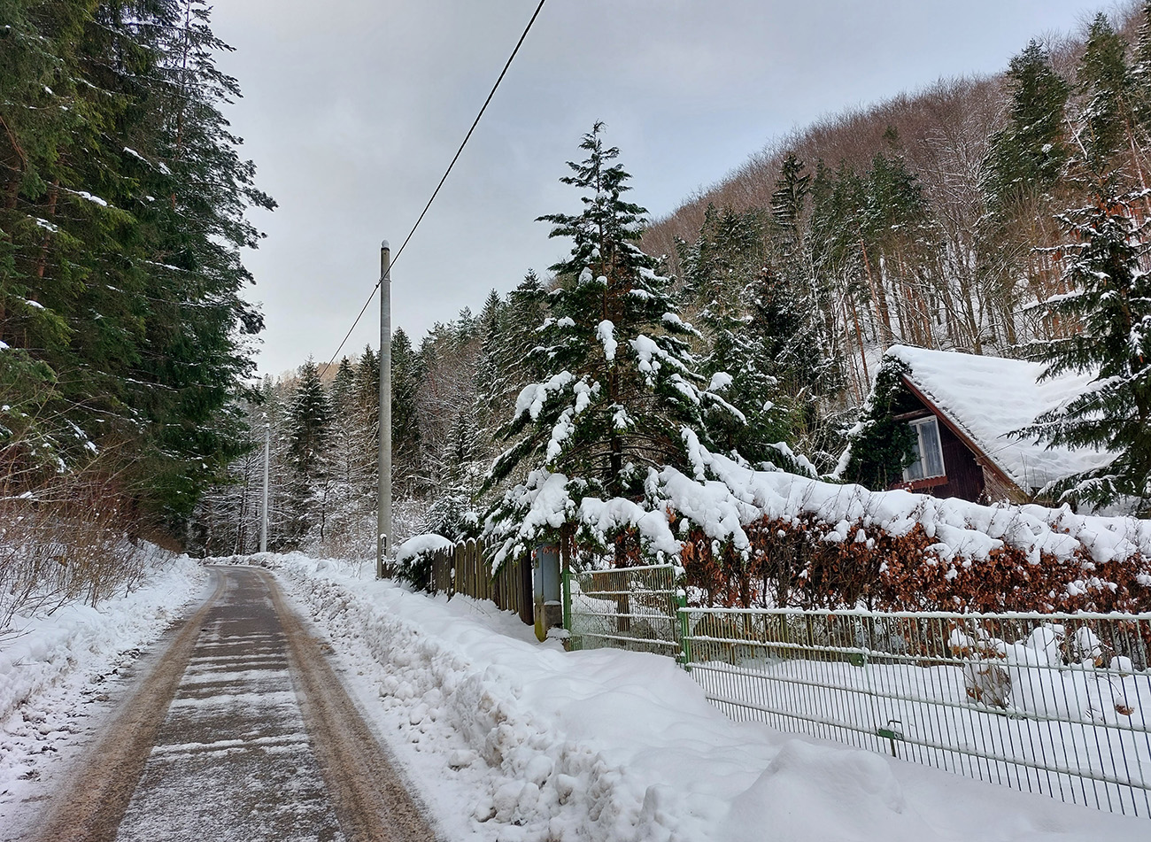 ...keby nebola cesta hore Krakovom nasolená. ...keby_nebola_cesta_hore_Krakovom_nasolená._